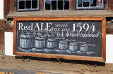 UK, Warwickshire, STRATFORD-UPON-AVON, Garrick Inn restaurant pub, 'real ale' sign, UK25387JPL