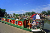 UK, Warwickshire, STRATFORD-UPON-AVON, Stratford Canal Basin and narrow boat, UK5917JPL