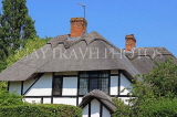 UK, Warwickshire, STRATFORD-UPON-AVON, country house with thatched roof, UK25381JPL