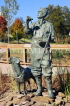USA, Arkansas, Little Rock, Clinton Presidential Library, William Bill Clark statue, US4402JPL