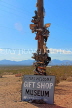 USA, Nevada, Rhyolite Ghost Town, telegraph pole, momentos attached by visitors, US4798JPL