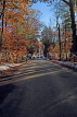 USA, New England, NEW HAMPSHIRE, country road, autumn scene, US4364JPL