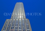 USA, New York, MANHATTAN, Empire State Building, against blue sky, US3253JPL