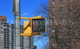USA, New York, MANHATTAN, pedestrian crossing sign, US4631JPL
