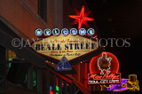 USA, Tennessee, MEMPHIS, Beale Street, neon lit signs, US4393JPL