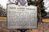 USA, Tennessee, MEMPHIS, Graceland, information sign at Elvis Presley's home, US4454JPL