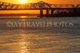 USA, Tennessee, MEMPHIS, Memphis-Arkansas Bridge over Missippissi river, sunset, US4417JPL