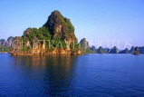 VIETNAM, Halong Bay, Karst limestone formations, VT486JPL