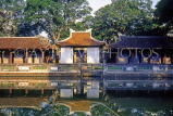 VIETNAM, Hanoi, Van Mieu temple, lake reflection, VT270JPL