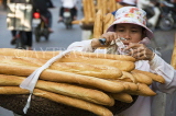 VIETNAM, Hanoi, roadside baguette vendor, VT577JPL
