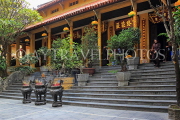 Vietnam, HANOI, Old Quarter, Chua Quan Su Temple, courtyard, VT1436JPL