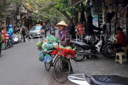 Vietnam, HANOI, Old Quarter, Street Vendor, VT1038JPL