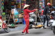 Vietnam, HANOI, Old Quarter, Street Vendor, VT922JPL