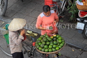 Vietnam, HANOI, Old Quarter, Street Vendor, bicycle with oranges, VT1490JPL
