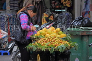 Vietnam, HANOI, Old Quarter, Street Vendor, fruit seller, VT1468JPL