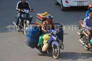 Vietnam, HANOI, Old Quarter, motorbike loaded with goods, VT1576JPL