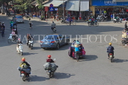 Vietnam, HANOI, Old Quarter, street scene, and traffic, VT1549JPL