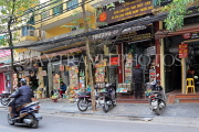 Vietnam, HANOI, Old Quarter, street scene and shops, VT1040JPL