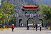 Vietnam, Ninh Binh, HOA LU, Dinh Tien Hoang Temple, gateway, VT1990JPL