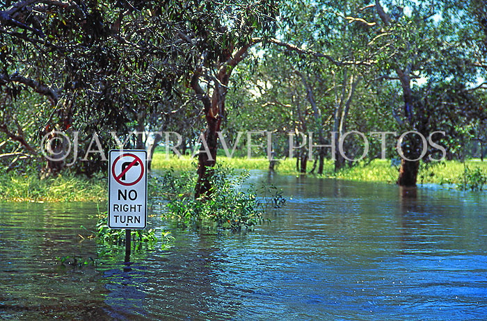 AUSTRALIA, Northern Territory, Kakadu National Park, Yellow Waters, flooded roads, AUS593JPL