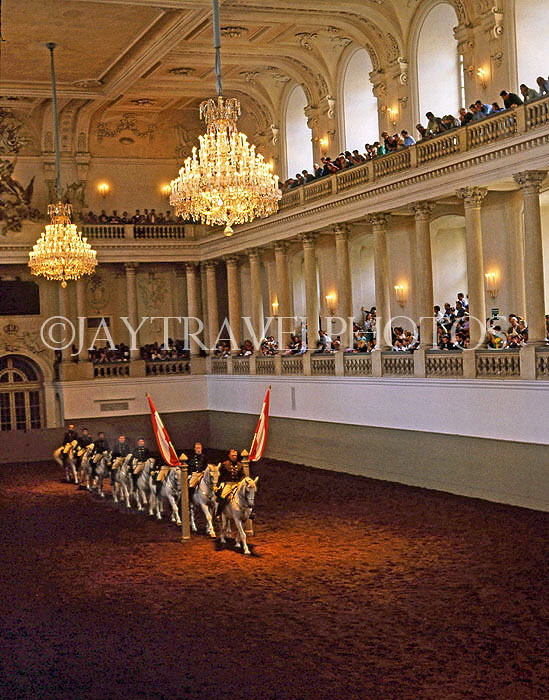Austria, VIENNA, Spanish Riding School performance, VIE301JPL