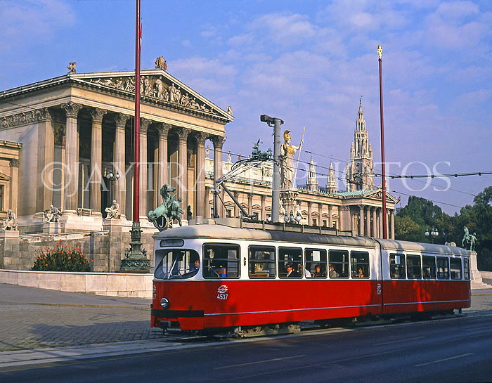 Austria, VIENNA, Streetcar and Parliament building, VIE245JPL
