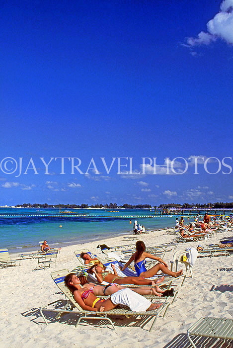 BAHAMAS, New Providence Island, Cable Beach, sunbathers, BAH238JPL