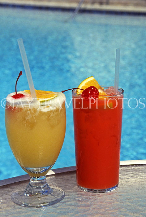 BAHAMAS, Paradise Island, cocktails by the pool, BAH298JPL