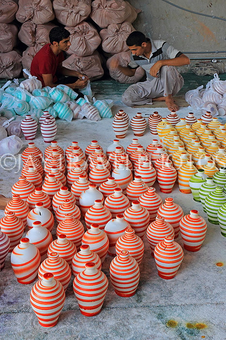 BAHRAIN, A'Ali Pottery Centre (Village), money pots, BHR534JPL