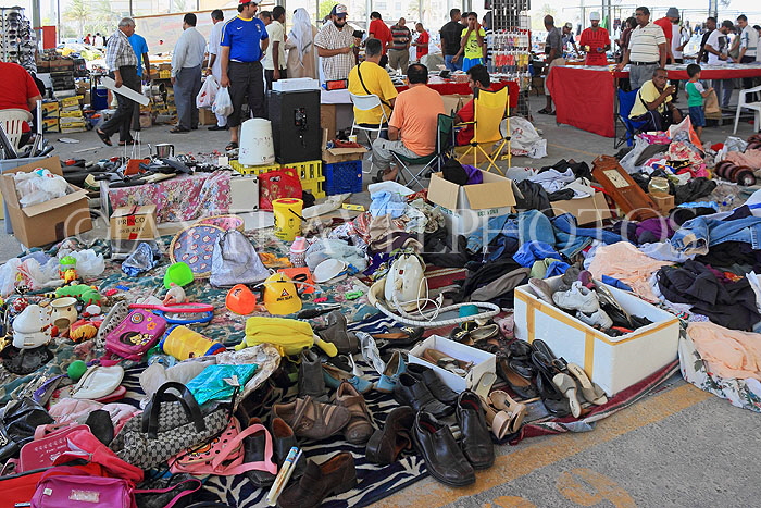 BAHRAIN, Isa Town Market (souk), flea market, BHR483JPL