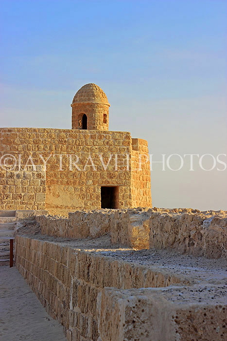 BAHRAIN, Manama, Karababad, Bahrain Fort (Qal'at al Bahrain), BHR639JPL