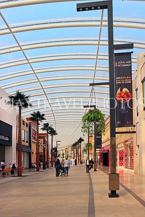 BAHRAIN, Manama, The Avenues shopping and leisure centre, BHR1923JPL