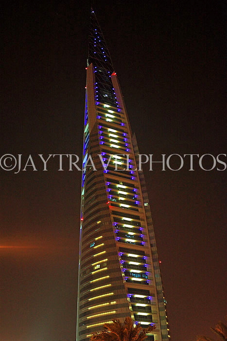 BAHRAIN, Manama, World Trade Centre towers, night view, BHR280JPL