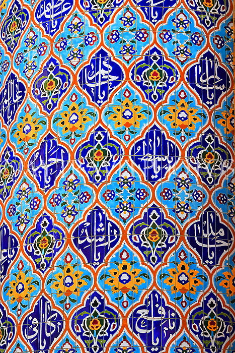 BAHRAIN, Manama, souq area, Matam Ajam Al Kabeer (Kabir) Mosque, tile work, BHR1089JPLA