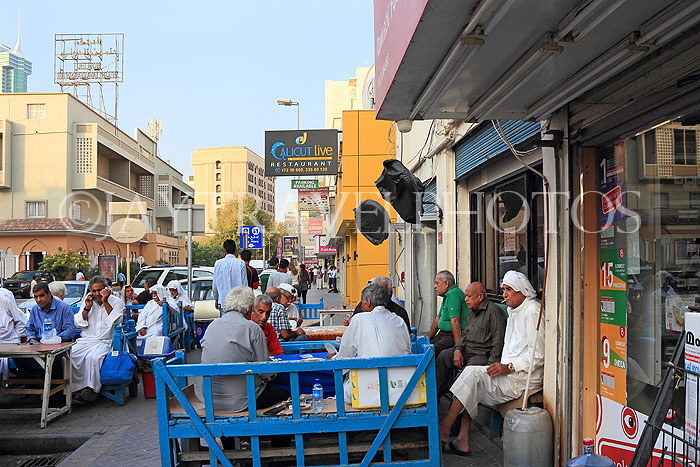 BAHRAIN, Manama, traditional coffee house, people playing cards, BHR1283JPL