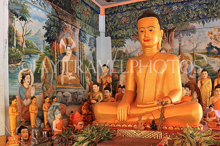 CAMBODIA, Siem Reap, Wat Preah Prom Rath, Prayer Hall, Buddha statue, CAM2168JPL