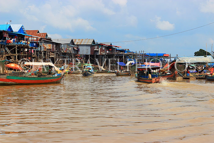 CAMBODIA, Tonle Sap Lake, Kampong Phluk Fishing Village, CAM1309JPL