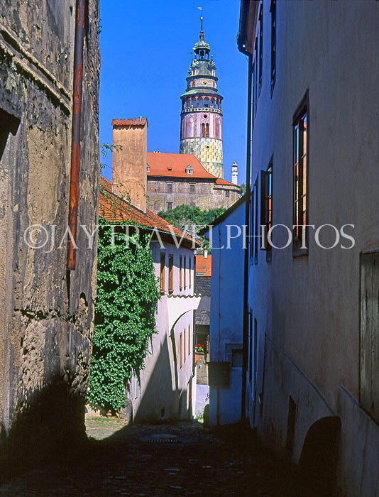 Czech Rep, CESKY KRUMLOV, old town, Round Tower (Hradek), CZ881JPL