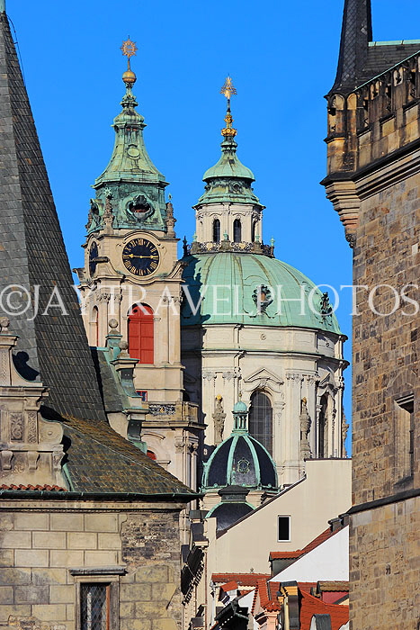 Czech Rep, PRAGUE, Mala Strana, buildings, architecture, St Nicholas Church, CZ1690JPL