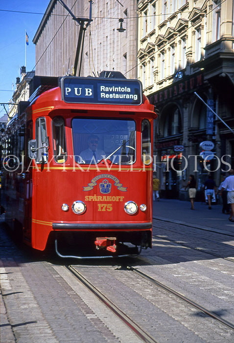 FINLAND, Helsinki, sightseeing 'Pub' tram car, FIN789JPL