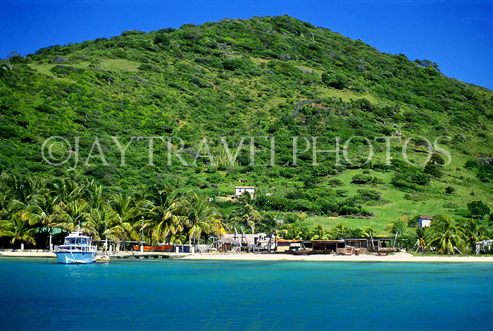 Grenadines, UNION ISLAND, view from sea, GR18JPL