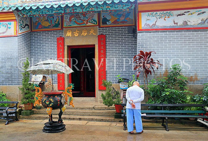 HONG KONG, Cheung Chau island, Pak She Tin Hau Temple, HK1536JPL