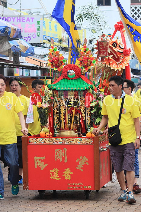HONG KONG, Cheung Chau island, Tin Hau Festival parades, HK1621JPL