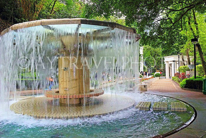 HONG KONG, Hong Kong Island, Hong Kong Park, Fountain Plaza, HK1318JPL