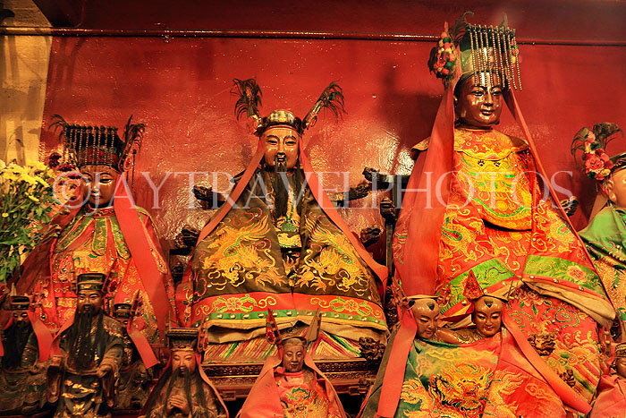 HONG KONG, Hong Kong Island, Man Mo Temple, statues of deities, HK1906JPL