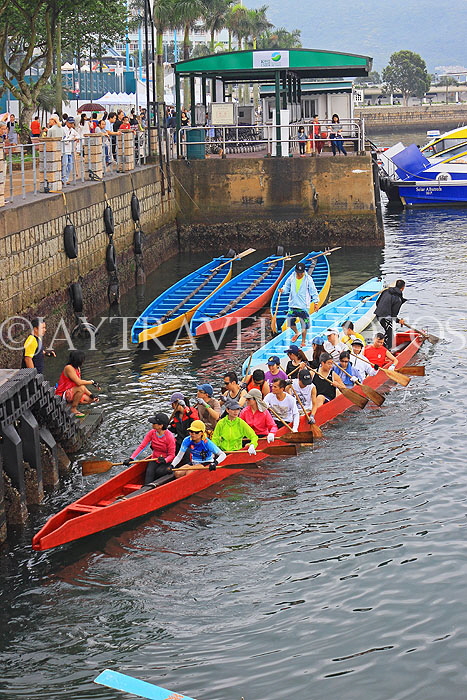 HONG KONG, Sai Kung, waterfront, and boaters, HK1439JPL