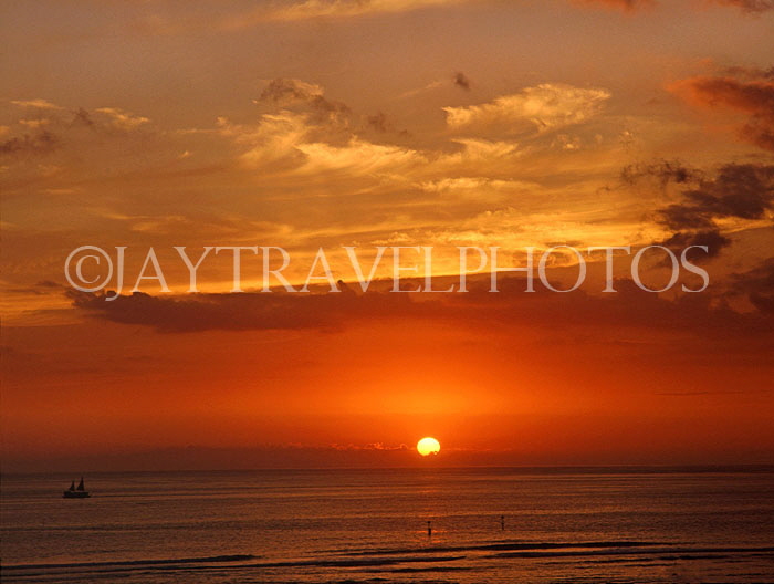 Hawaiian Islands, HAWAII (Big Island), Kohala Coast, sunset and seascape, HAW266JPL