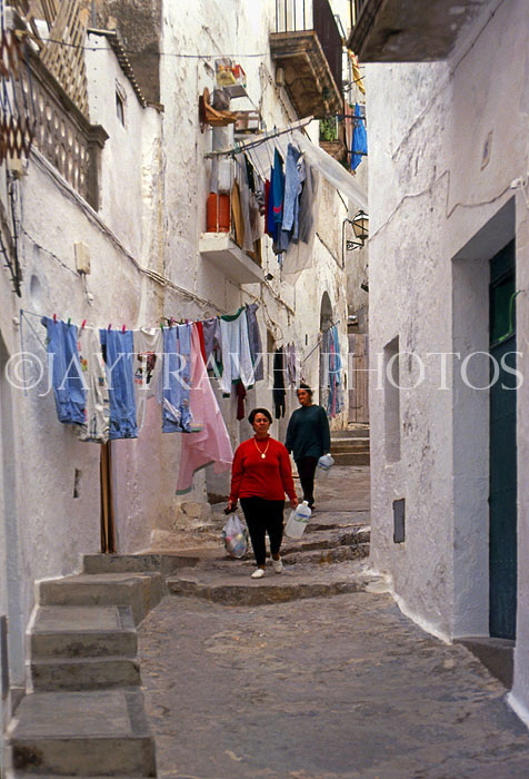 IBIZA, Ibiza Town, Old Town (Dalt Vila), street with houses and steps, SPN1271JPL
