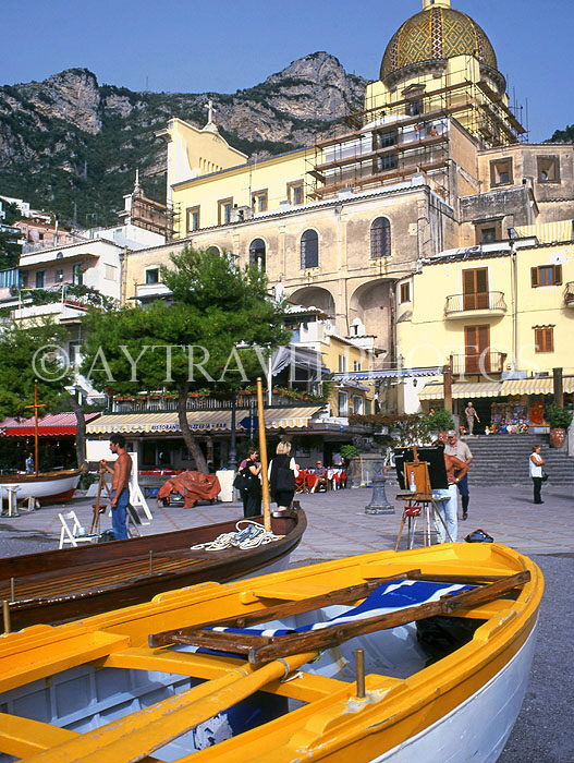 ITALY, Campania, Amalfi Coast, POSITANO, fishing boat and Santa Maria Assunta Church, ITL928JPL