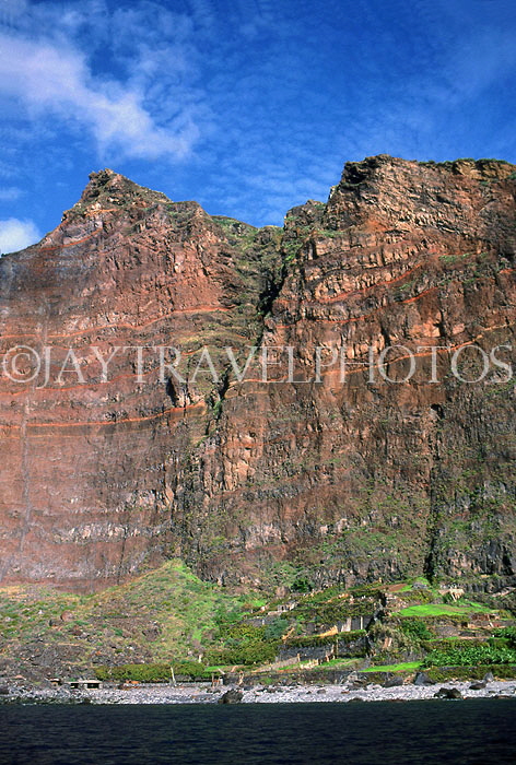 MADEIRA, Cabo Girao cliffs, view from sea, MAD1102JPL